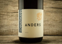 Anders NatCool trocken 2023 – Weingut Schnaitmann